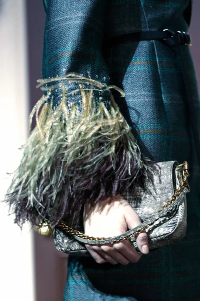 Look 55
